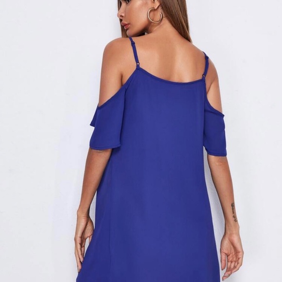 Notch Neck Cold Shoulder Solid Dress - Picture 3 of 4
